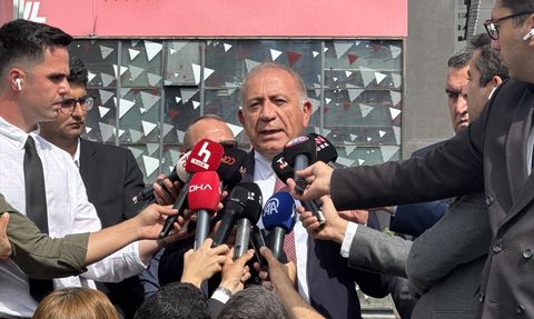 Gürsel Tekin'den CHP İstanbul İl Başkanlığı Açıklaması