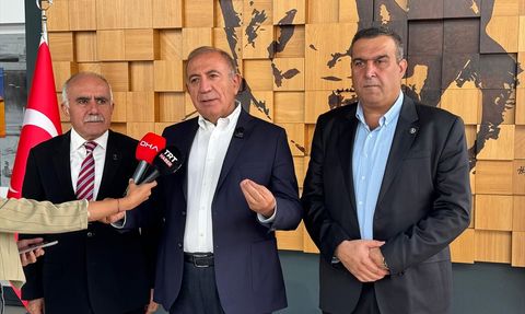 Gürsel Tekin, İşten Çıkarmaya İlişkin İddialara Yanıt Verdi