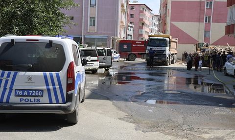 Iğdır'da Kamyonun Çarpması Sonucu Bir Kadın Ağır Yaralandı