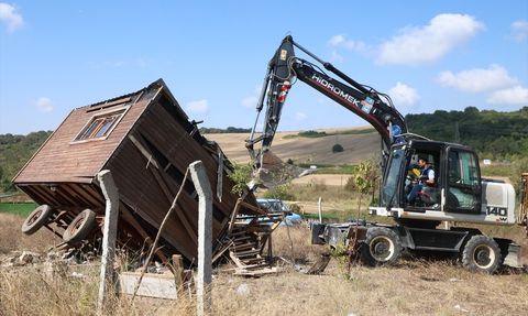 İSKİ'den Terkos Havzasında Kaçak Yapı Yıkımı