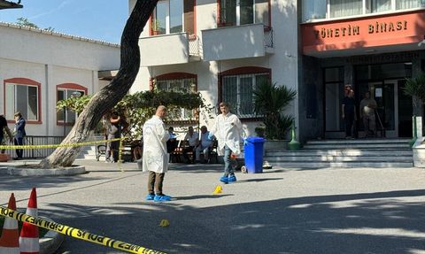 İstanbul'da Silahlı Saldırı: Yaralı Var