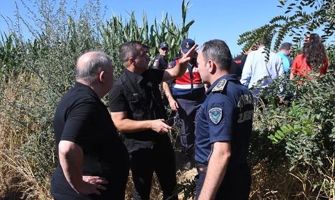 İzmir'de Eğitim Uçağı Kazası: Pilot Hayatını Kaybetti