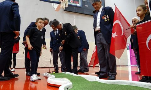 Karabük'te Gaziler ve Öğrenciler Spor Etkinliğinde Bir Araya Geldi