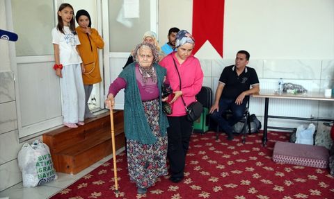 Kastamonu'da Orman Yangınlarına Müdahale Devam Ediyor