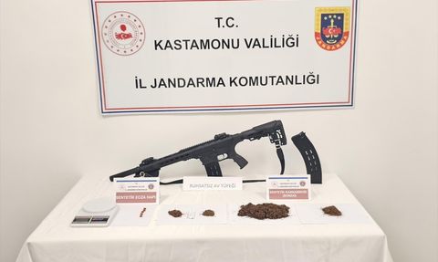 Kastamonu'da Uyuşturucu Operasyonunda 5 Tutuklama