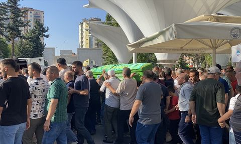 Kayseri'de Taksi Şoförünün Cenazesi Toprağa Verildi