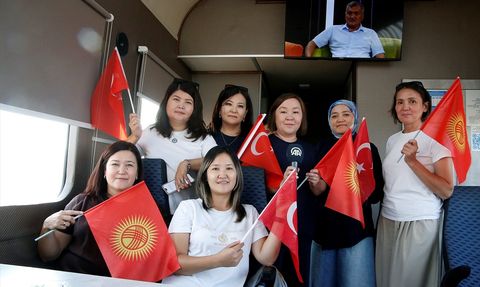 Kırgızistan-Türkiye Manas Üniversitesi'nden 30. Yılında Tarihi Tren Gezisi