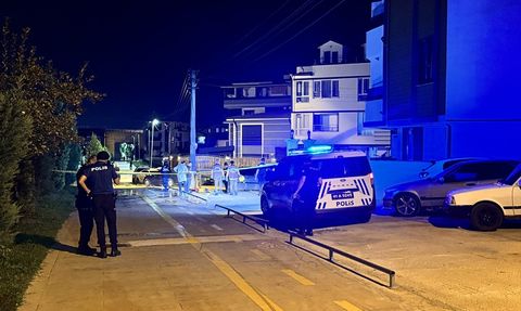 Kocaeli'de Kadın Cinayeti: İki Kardeş Sakarya'da Defnedildi