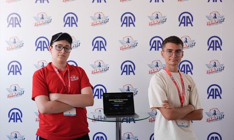 Lise Öğrencilerinden Yenilikçi Locke Finans Projesi