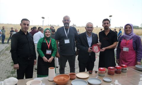Muş'ta Seramik Raku Pişirimi Çalıştayı Başladı