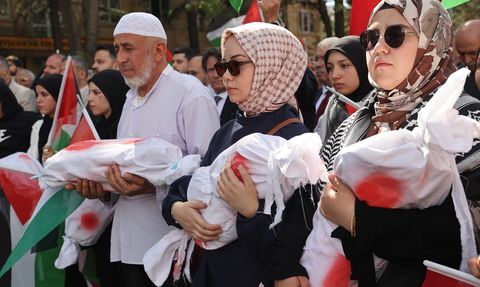 Nevşehir'de Küresel Sumud Filosu'na Destek Yürüyüşü