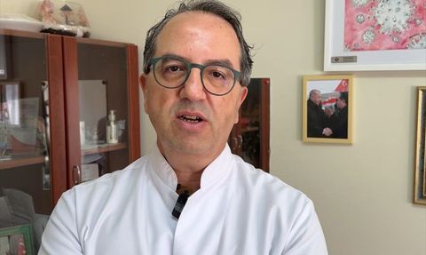Prof. Dr. Alper Şener'den 65 Yaş Üstü Bireylere Grip Aşısı Çağrısı