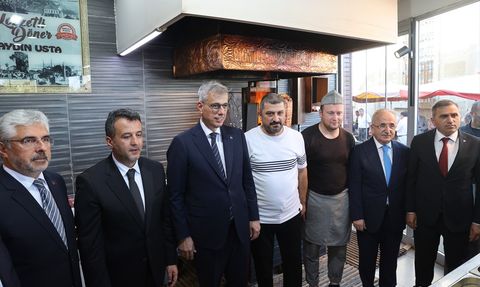 Sağlık Bakanı Memişoğlu, Samsun'daki Cenaze Törenlerine Katıldı