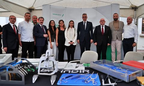 Sağlık Bakanı Memişoğlu, Samsun Şehir Hastanesi'nde İncelemede Bulundu