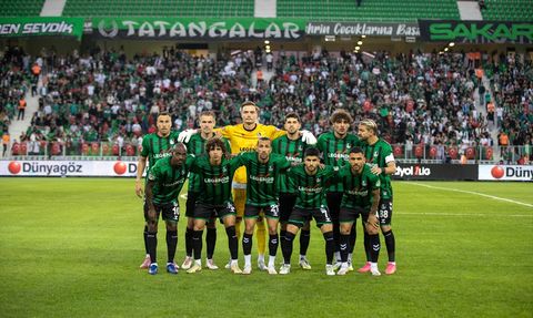 Sakaryaspor, Amed Sportif Faaliyetler'i Yendi