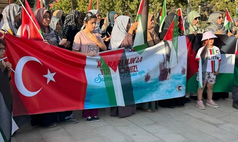 Şanlıurfa ve Kilis'te Küresel Sumud Filo'suna Destek Eylemi