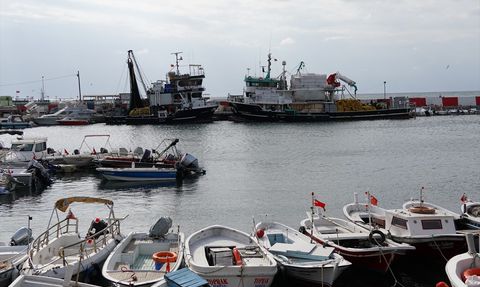 Tekirdağ'da Poyraz Deniz Ulaşımını Olumsuz Etkiliyor