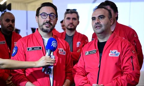 TEKNOFEST'te Önemli Ziyaret: Bakan Kacır ve AA Genel Müdürü Karagöz Görüşmelerde Bulundu