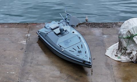 Trabzon'da Balıkçılar İnsansız Deniz Aracı Buldu