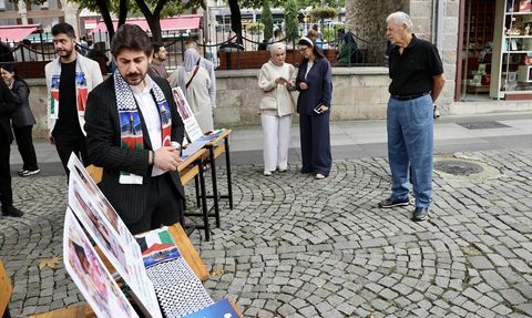 Trabzon ve Çevre İllerde Gazze'deki Çocuklar İçin 'Boş Sıralar' Etkinliği