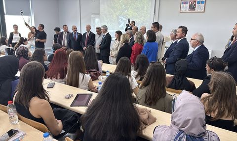 Trakya Üniversitesi'nde Yeni Amfilerin Açılışı