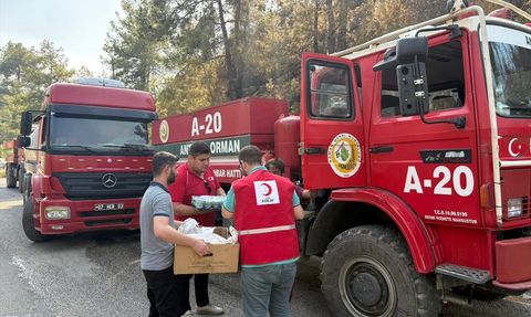 Türk Kızılay Orman Yangınları İçin Seferber Oldu