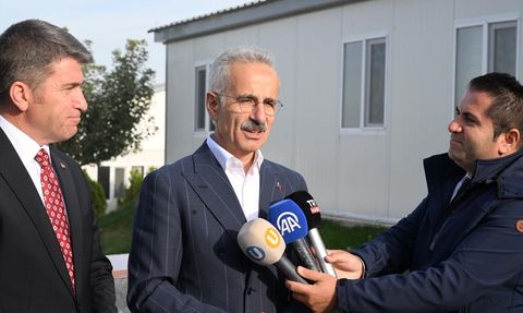 Ulaştırma Bakanı Uraloğlu, Çorum-Mecitözü-Amasya Yolu İnşaatını İnceledi