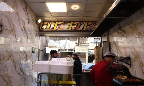 Yusuf Şeyh Dibo'nun Türk Döneri ile Suriyelilere Yenilik