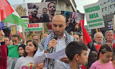 Zonguldak'ta Filistin ve Küresel Sumud Filosu'na Destek Yürüyüşü Gerçekleşti