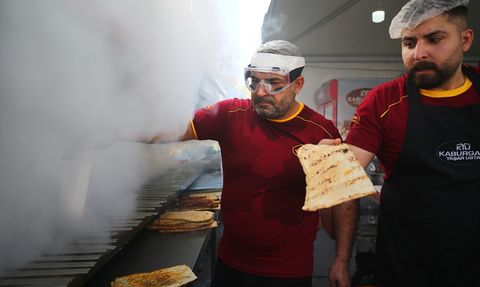 9. Uluslararası Adana Lezzet Festivali Korteji Başladı