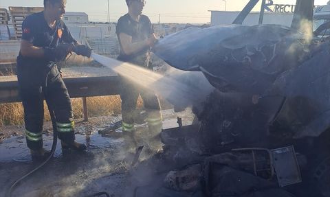 Adana'da Motosiklet Kazası: İşçi Servisi Sürücüyü Hayatından Etti