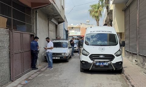Adana'da Şizofreni Hastasına Polis Müdahalesi