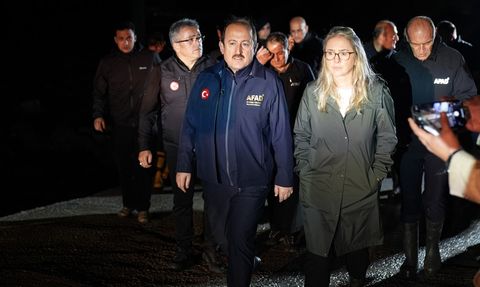 AFAD Başkanı Pehlivan'dan Foça'daki Sel Çalışmaları ile İlgili Açıklama