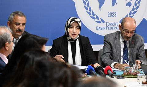 AK Parti'den Yeni Anayasa Vurgusu ve Ekonomiye Dair Açıklamalar