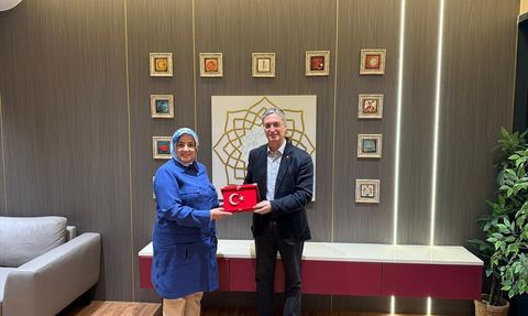 AK Parti Kadın Kolları Başkanı Tuğba Işık Ercan'ın Malezya Ziyareti ve Kadınların Güçlendirilmesi