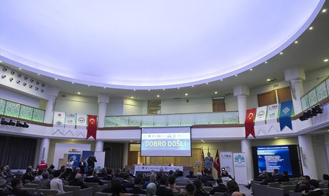 Aliya İzetbegoviç'in 100. Yılı Sempozyumu Bosna Hersek'te Başladı