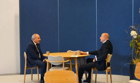 Aliyev ve Paşinyan Kopenhag'da Bir Araya Geldi