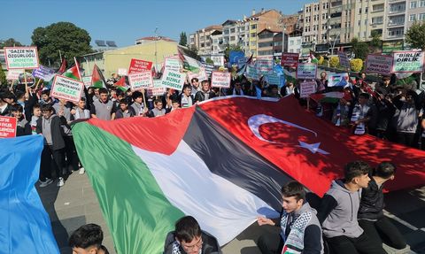 Amasya'da Gazze'ye Destek Yürüyüşü