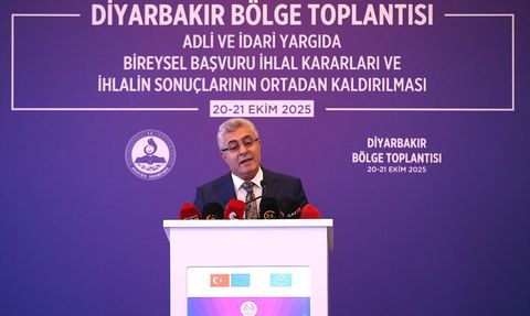 Anayasa Mahkemesi Başkanı Kadir Özkaya'nın Diyarbakır'daki Açıklamaları