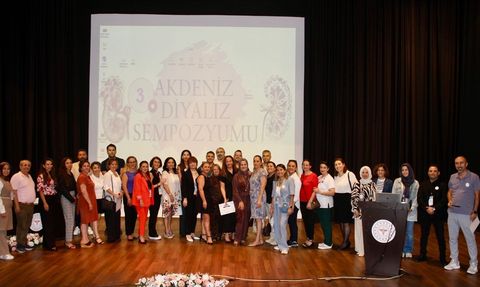 Antalya'da 3. Akdeniz Diyaliz Sempozyumu Düzenlendi