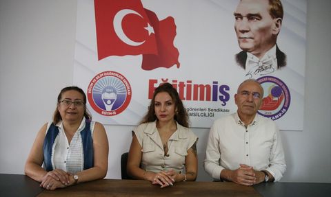 Antalya'da Öğretmene Şiddet: Veli Tutuklandı