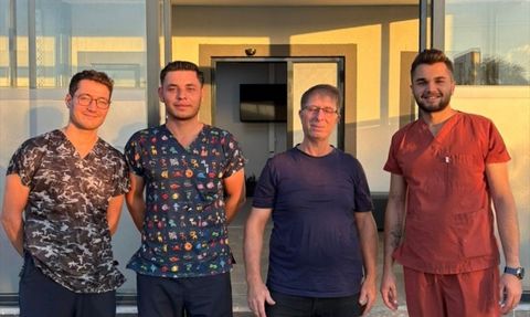 Balıkesir'de Sahipsiz Köpeğin İdrar Kesesinden 147 Taş Çıkarıldı