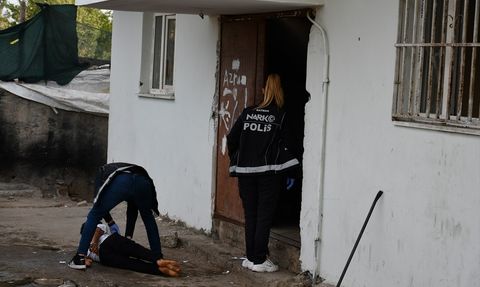 Batman'da Büyük Uyuşturucu Operasyonu: 5 Şüpheli Yakalandı