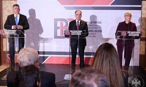 Brdo-Brijuni Süreci Zirvesi Arnavutluk'ta Gerçekleştirildi