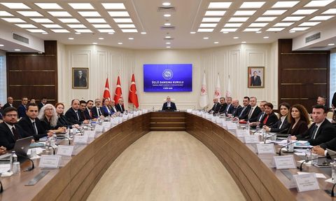 Çalışma ve Sosyal Güvenlik Bakanı Işıkhan Üçlü Danışma Kurulu Toplantısında Açıklamalarda Bulundu