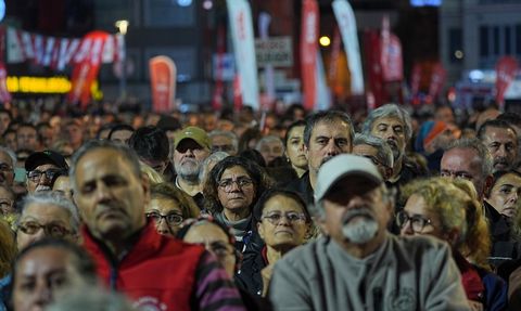 CHP Genel Başkanı Özgür Özel Sarıyer Mitinginde Önemli Açıklamalarda Bulundu