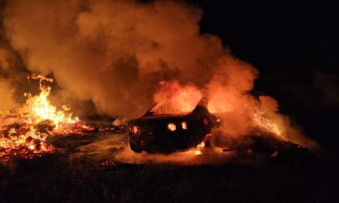 Çorum'da Otomobil Yangını Kontrol Altına Alındı