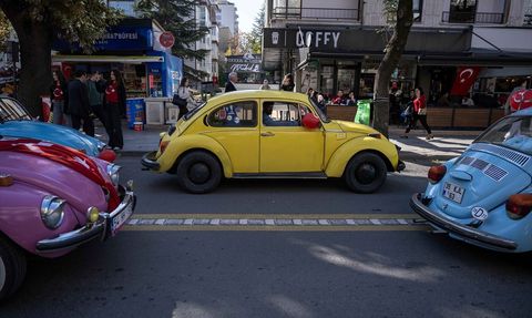 Cumhuriyet Bayramı Coşkusu: Başkent'te Kortej Yürüyüşü