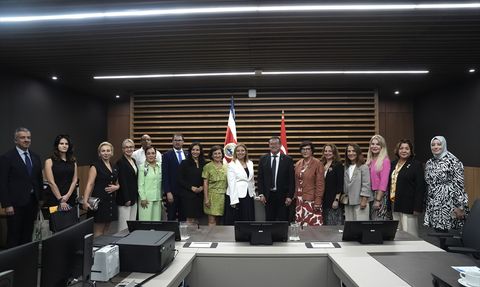 Ege İş Kadınları Derneği Kosta Rika'da Ticaret Fırsatlarını Değerlendirdi