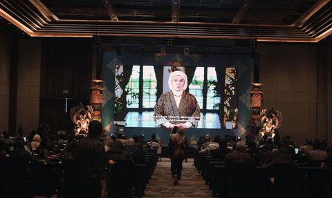 Emine Erdoğan'dan Sıfır Atık Vurgusu: Gelecekte Döngüsel Şehirler İçin Acil Adımlar